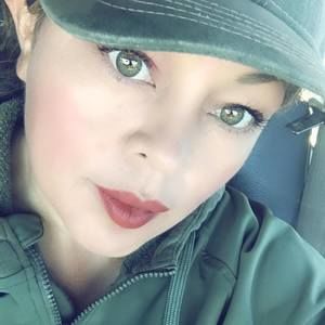 Meet your Posher, Karla